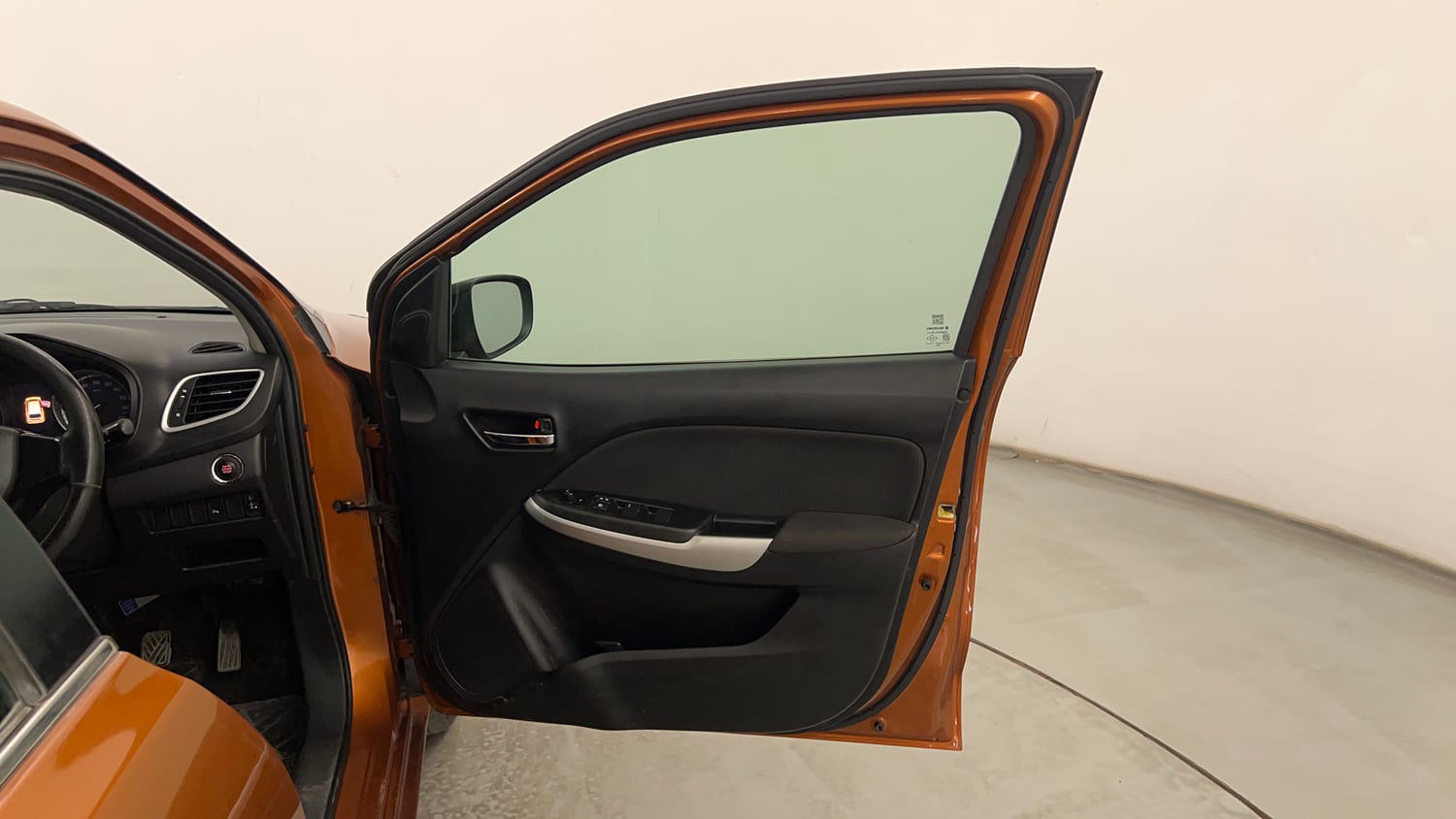 Used 2017 Maruti Suzuki Baleno Zeta 1.2 Petrol Manual interior RIGHT FRONT DOOR OPEN VIEW