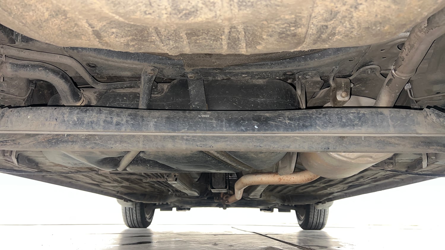Used 2023 Honda Amaze VX 1.2 Petrol CVT Petrol Automatic extra REAR UNDERBODY VIEW (TAKEN FROM REAR)