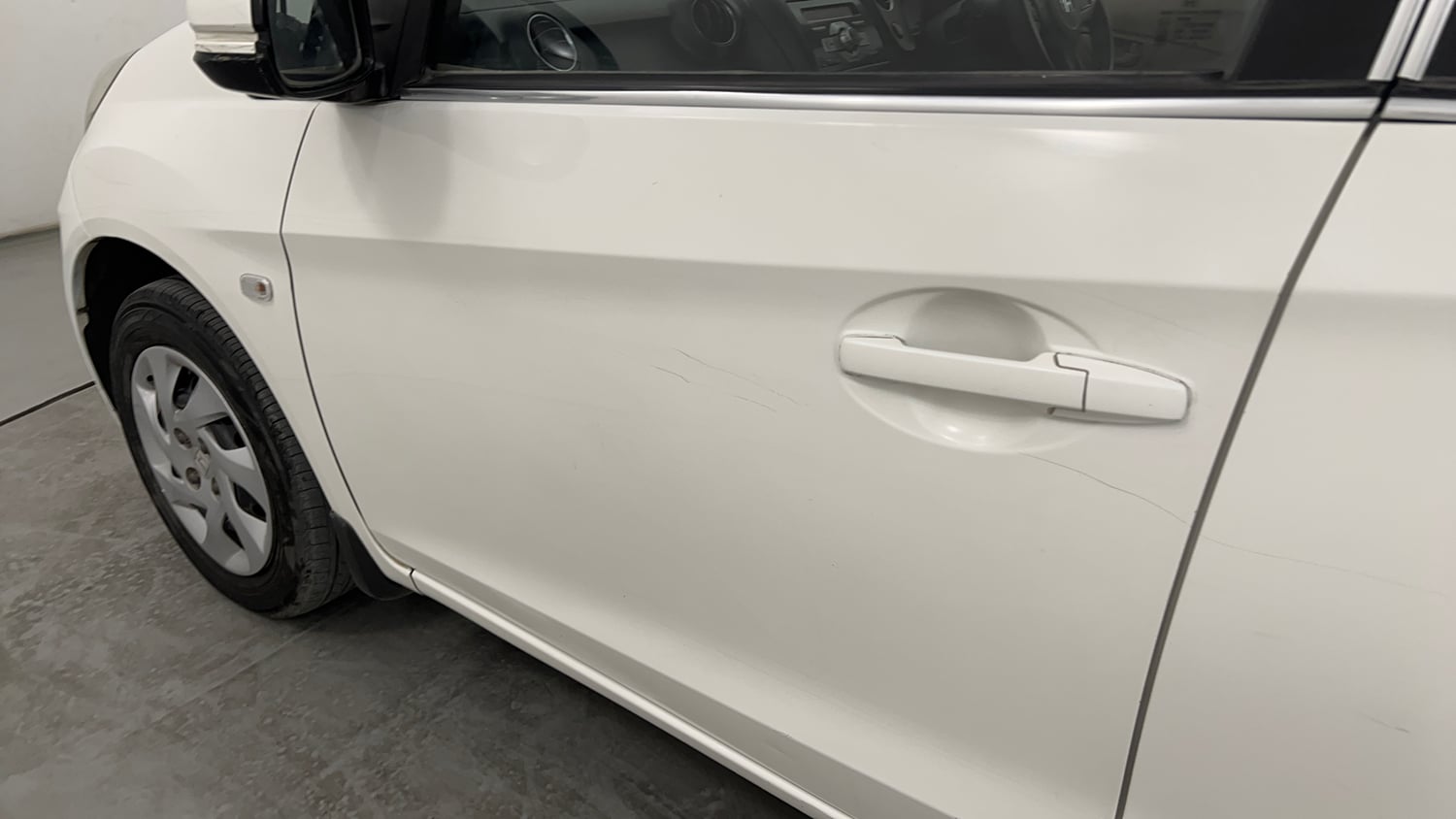 Used 2016 Honda Amaze 1.5 S i-DTEC Diesel Manual dents MINOR SCRATCH