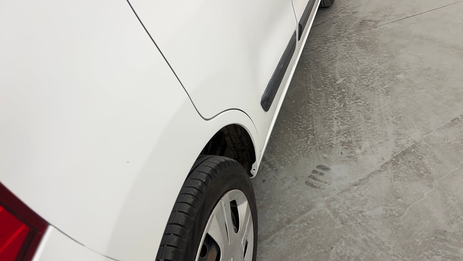 Used 2014 Maruti Suzuki Wagon R VXI Petrol Manual dents MINOR DENT