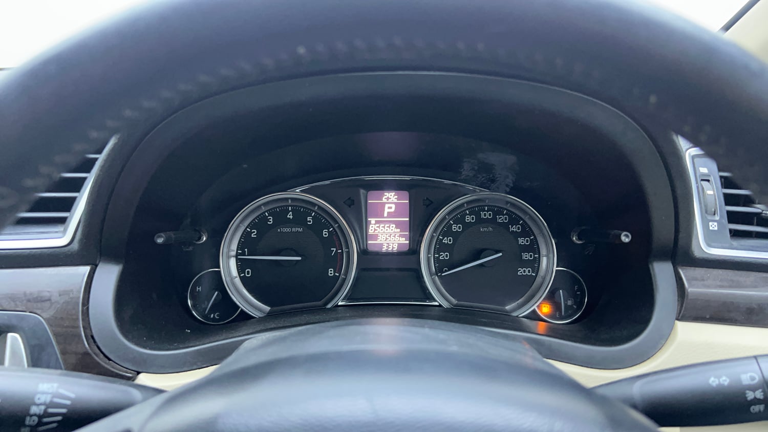 Used 2018 Maruti Suzuki Ciaz Alpha 1.4 AT Petrol Automatic interior CLUSTERMETER VIEW