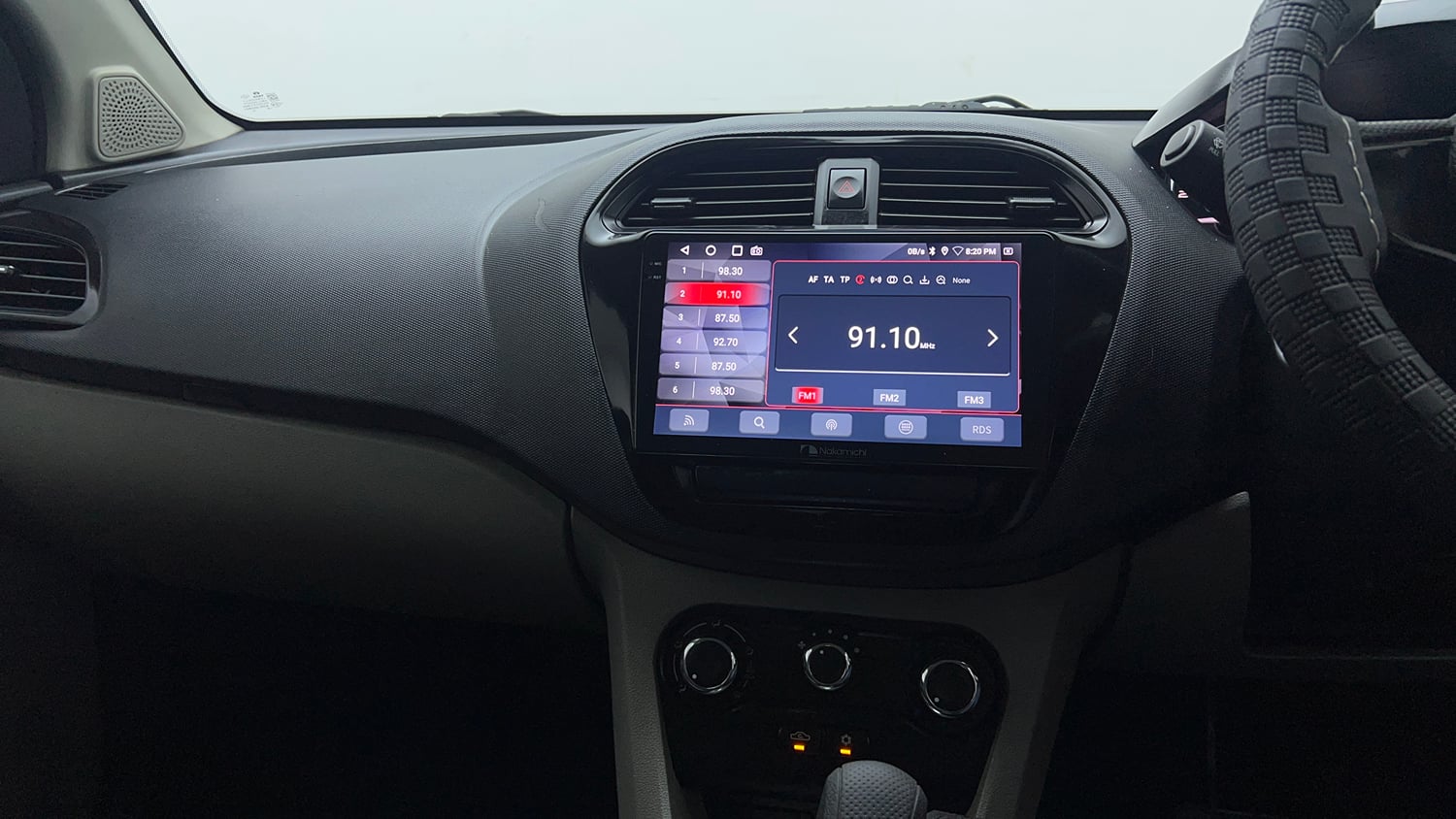 Used 2018 Tata Tiago Revotron XTA Petrol Automatic interior MUSIC SYSTEM & AC CONTROL VIEW
