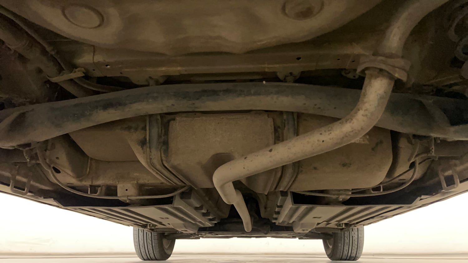 Used 2019 Maruti Suzuki Vitara Brezza [2016-2020] ZDi Plus Diesel Manual extra REAR UNDERBODY VIEW (TAKEN FROM REAR)