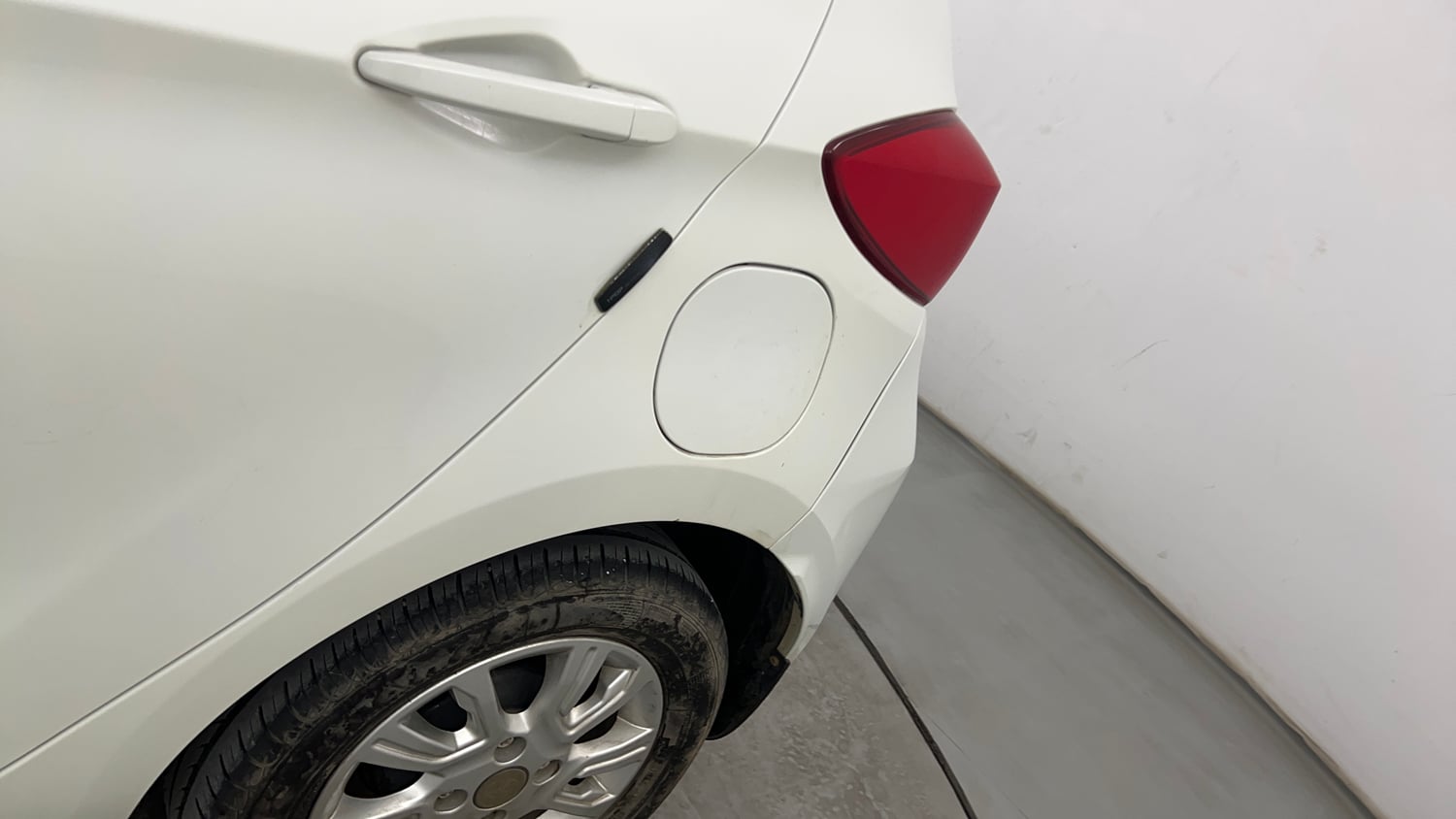 Used 2018 Tata Tiago Revotron XZ Petrol Manual dents MINOR SCRATCH