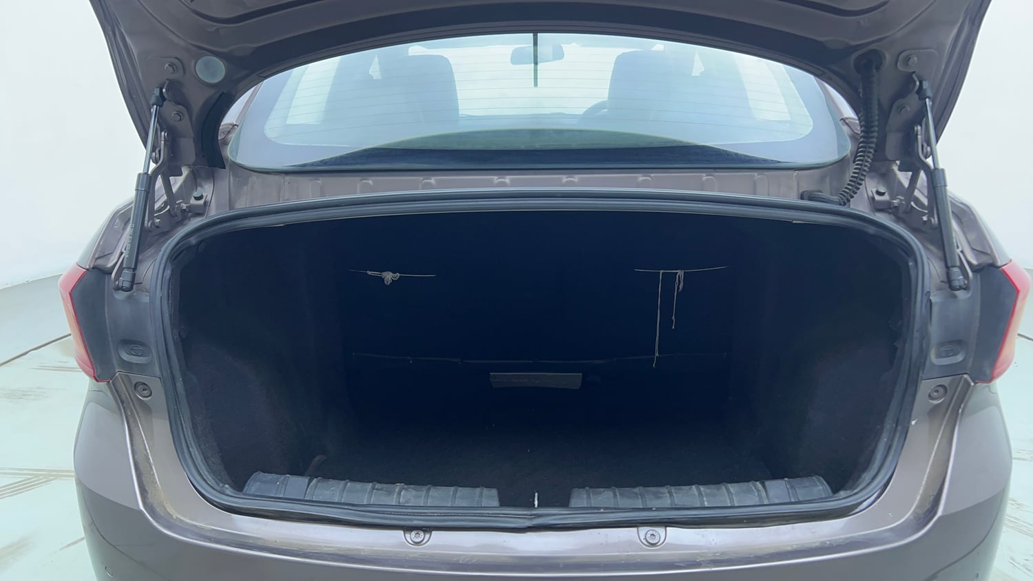Used 2017 Tata Tigor Revotorq XZ Diesel Manual interior DICKY INSIDE VIEW