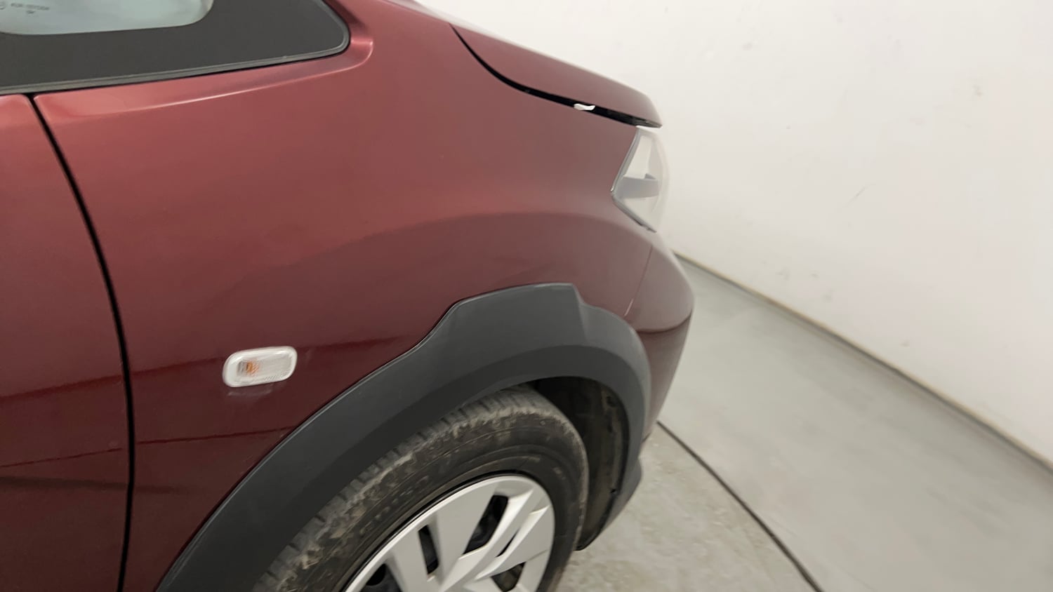 Used 2017 Honda WR-V S MT Petrol Petrol Manual dents MINOR SCRATCH