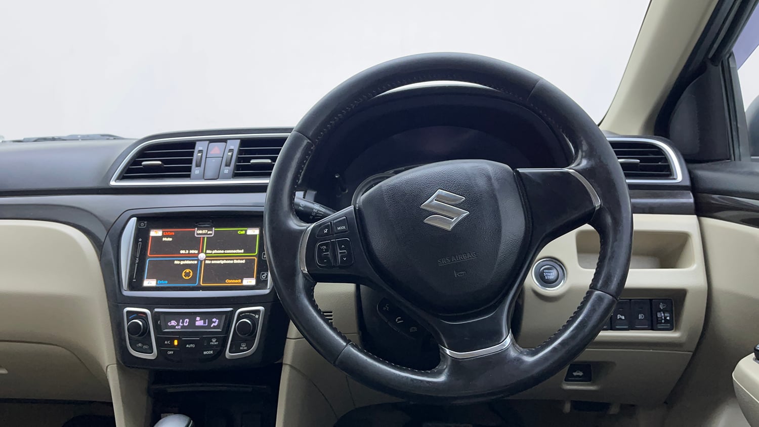 Used 2017 Maruti Suzuki Ciaz Alpha 1.4 AT Petrol Automatic interior STEERING VIEW