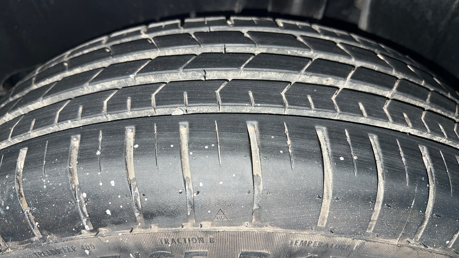 Used 2025 Maruti Suzuki Baleno Delta MT Petrol Manual tyres LEFT REAR TYRE TREAD VIEW