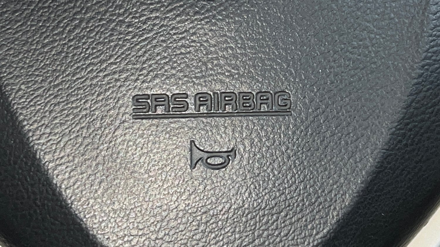 Used 2015 Maruti Suzuki Swift Dzire ZXI Petrol Manual top_features Airbags