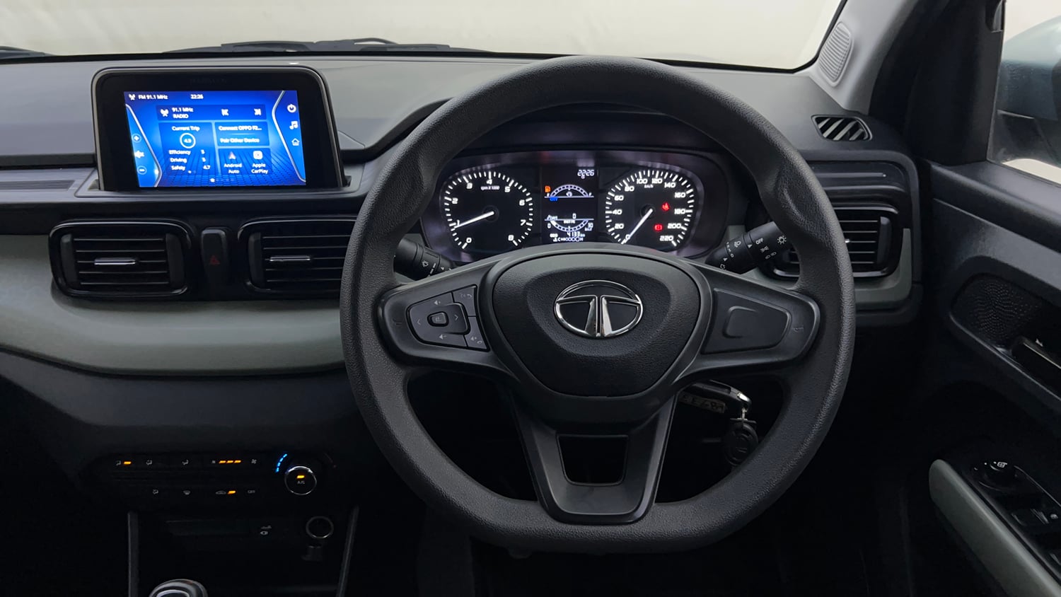 Used 2023 Tata Punch Adventure Rhythm Pack MT Petrol Manual interior STEERING VIEW