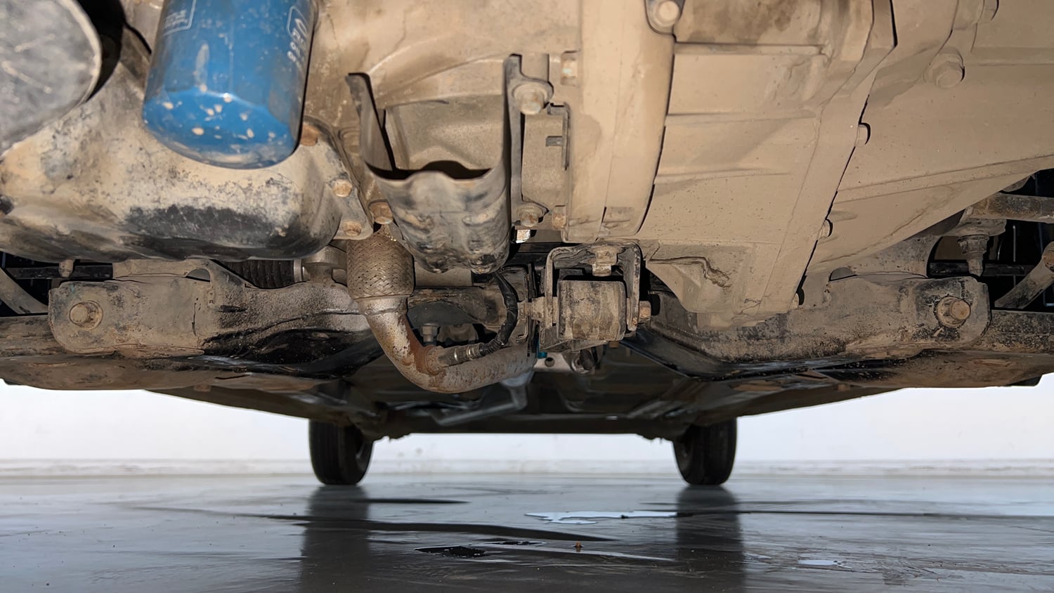 Used 2013 Hyundai i10 Magna 1.2 Kappa2 Petrol Manual extra FRONT LEFT UNDERBODY VIEW