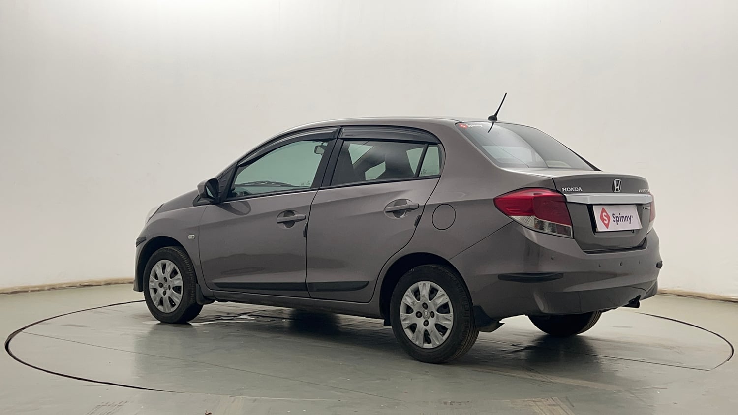 Used 2013 Honda Amaze 1.2 S i-VTEC Petrol Manual exterior LEFT REAR CORNER VIEW