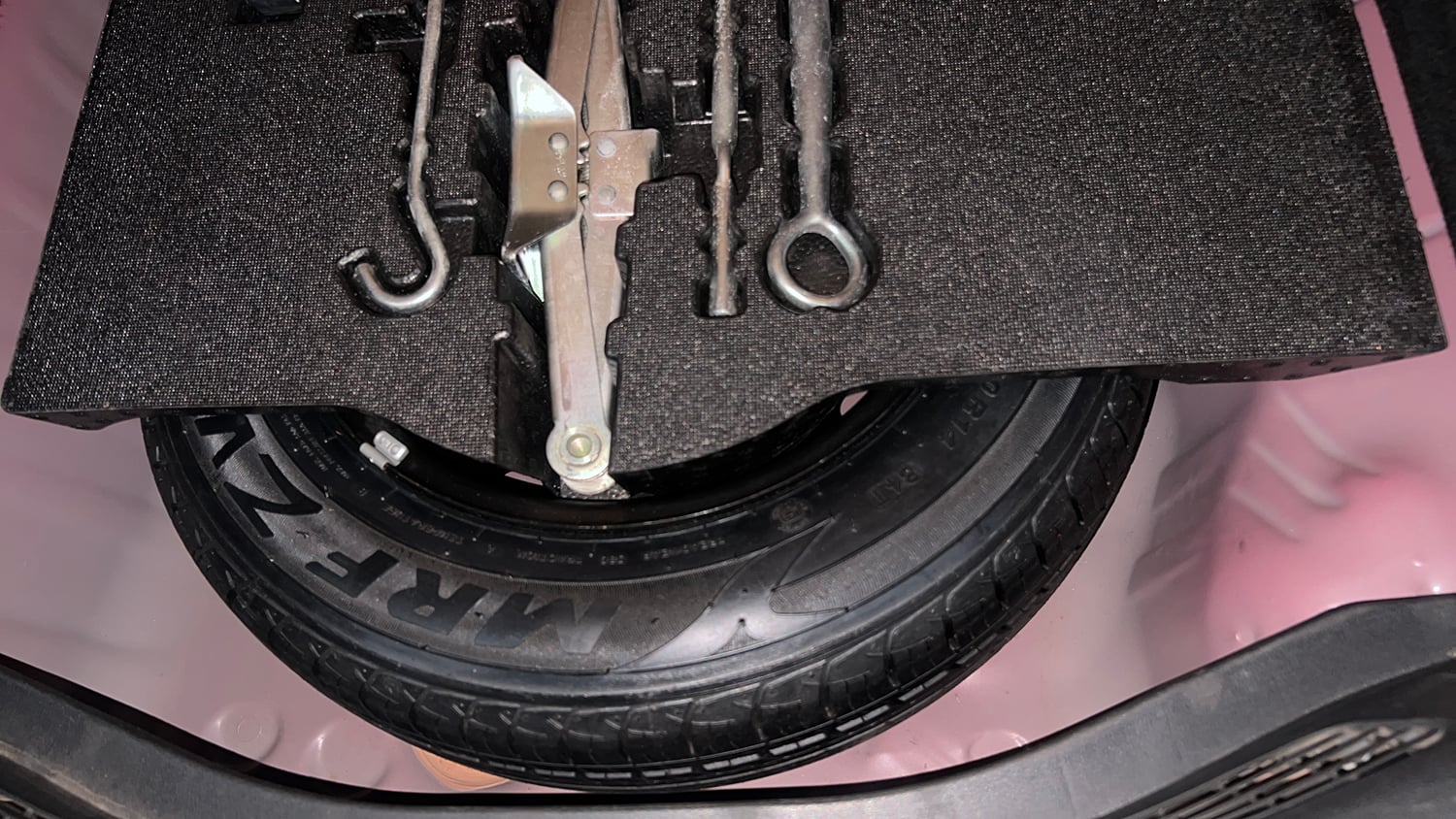 Used 2020 Honda Jazz ZX CVT Petrol Automatic tyres SPARE TYRE VIEW