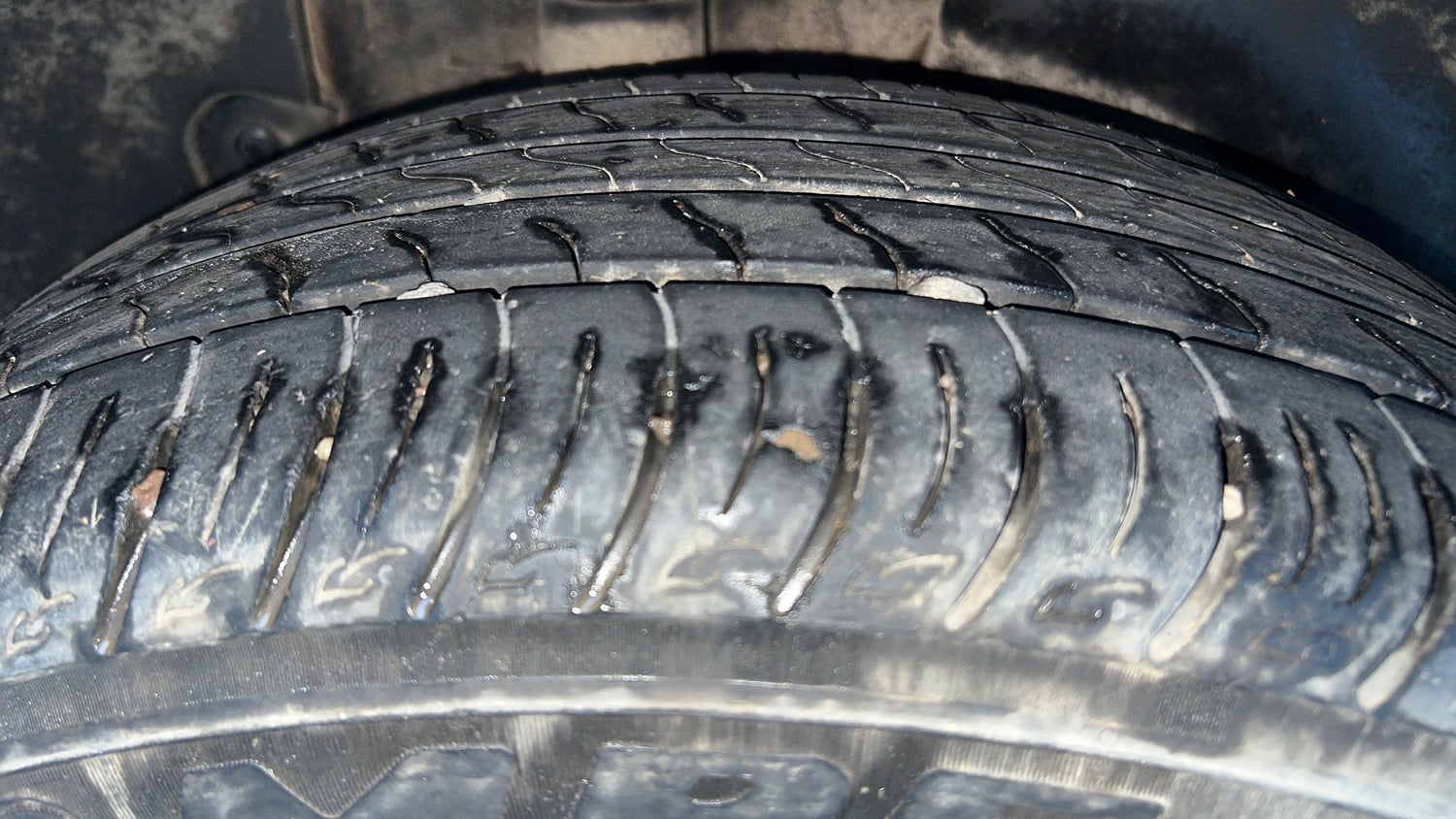 Used 2020 Kia Seltos GTX Plus DCT 1.4 Petrol Automatic tyres RIGHT REAR TYRE TREAD VIEW