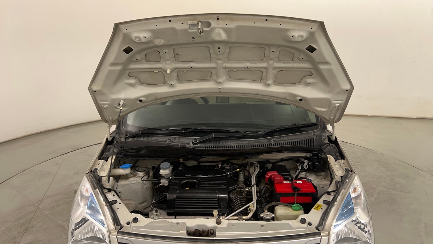 Used 2018 Maruti Suzuki Wagon R VXI Petrol Manual engine ENGINE & BONNET OPEN FRONT VIEW