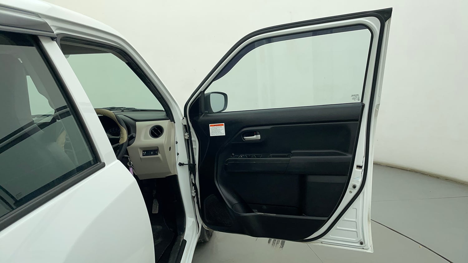 Used 2025 Maruti Suzuki Wagon R VXI 1.0 CNG Cng Manual interior RIGHT FRONT DOOR OPEN VIEW