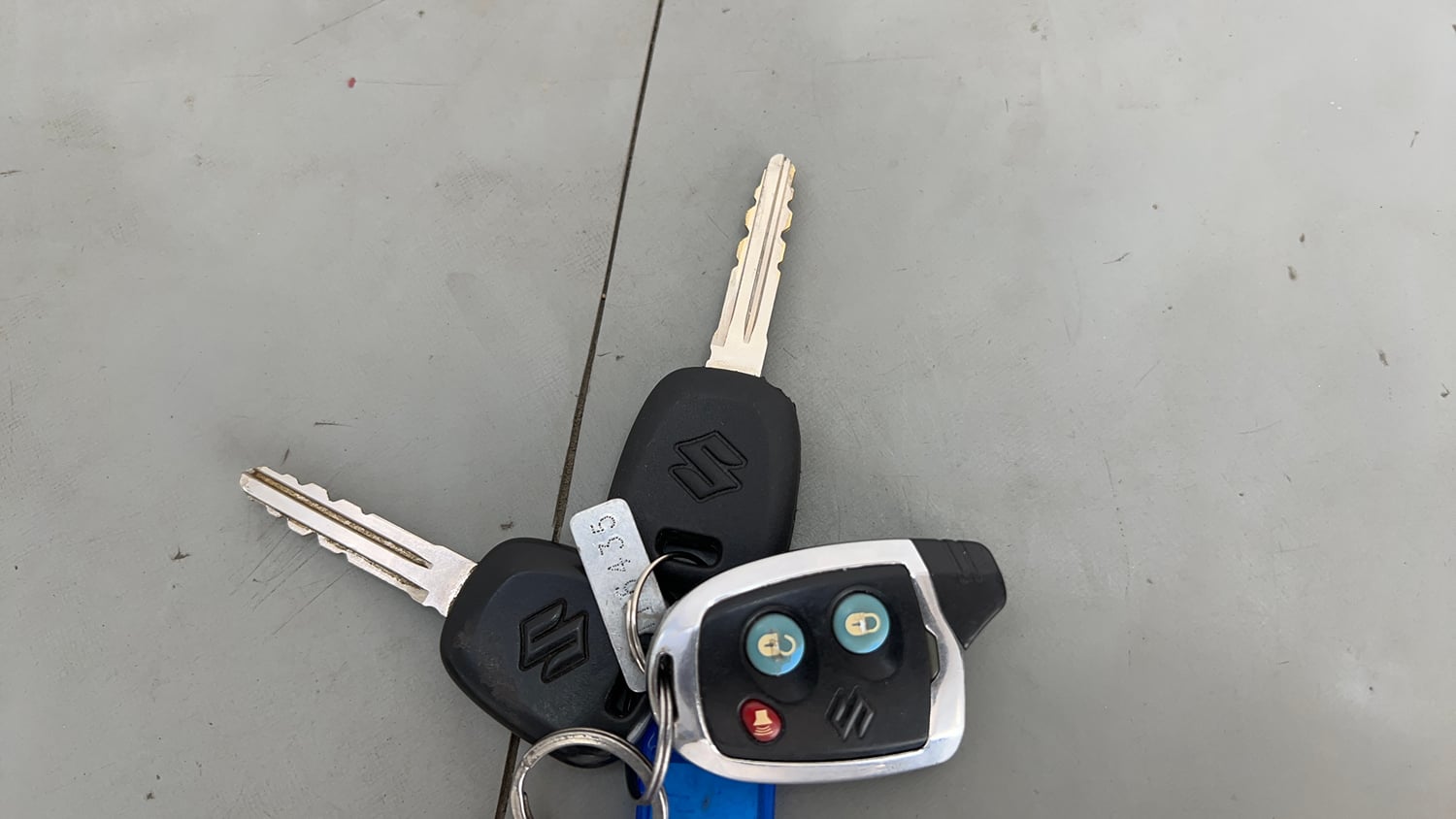 Used 2017 Maruti Suzuki Alto 800 LXi Petrol Manual extra CAR KEY VIEW
