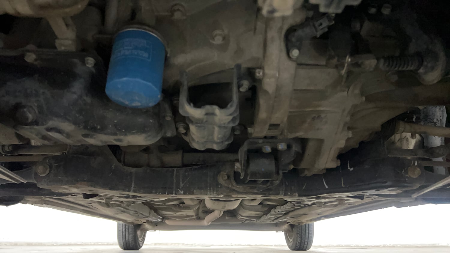 Used 2015 Hyundai Xcent S 1.2 (O) Petrol Manual extra FRONT LEFT UNDERBODY VIEW