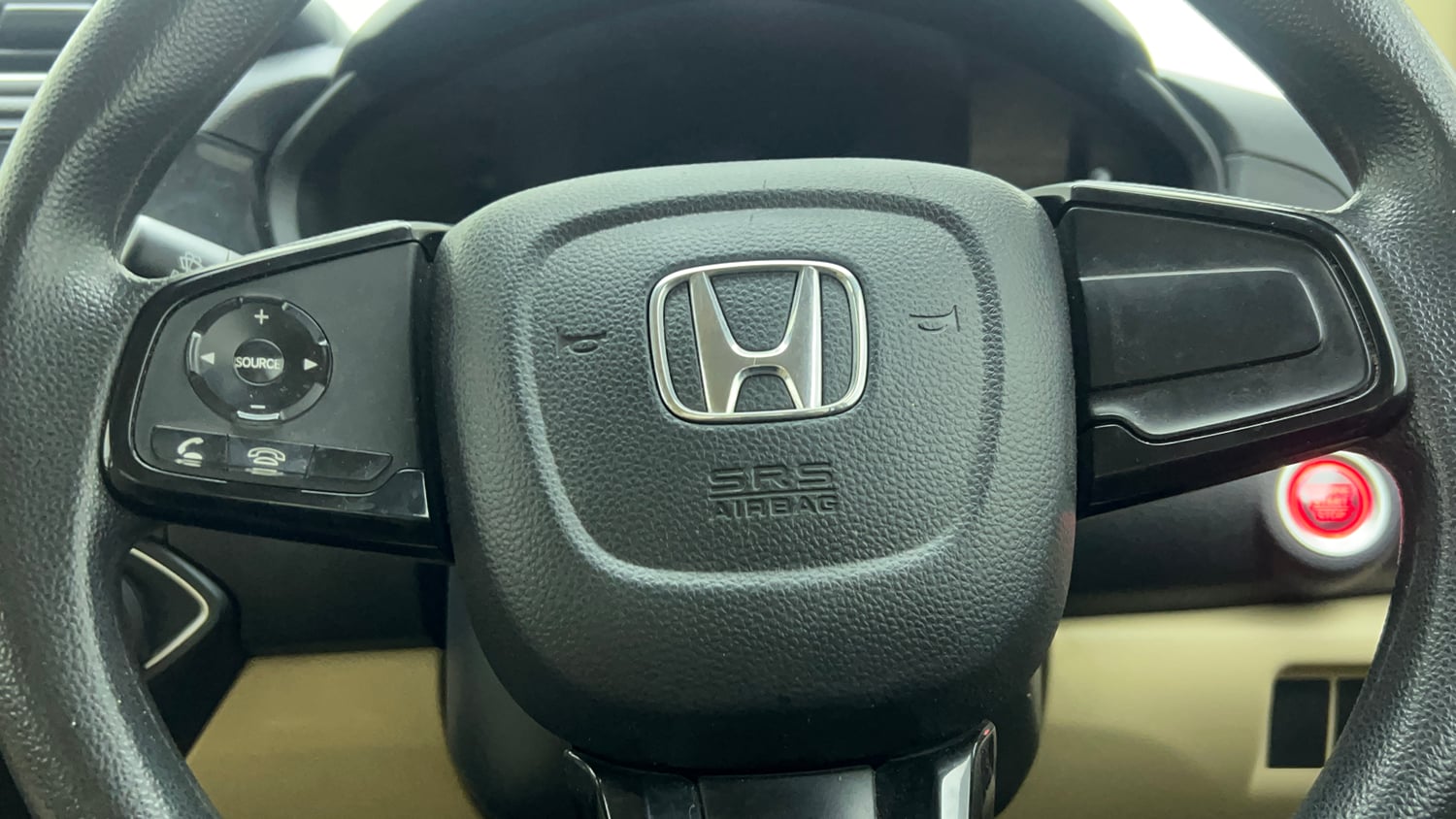 Used 2019 Honda Amaze 1.2 V MT Petrol Petrol Manual top_features Steering mounted controls