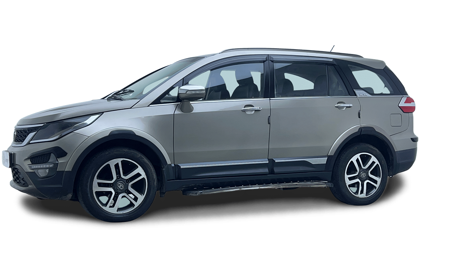Used 2017 Tata Hexa XTA 4x2 7 STR Diesel Automatic Image