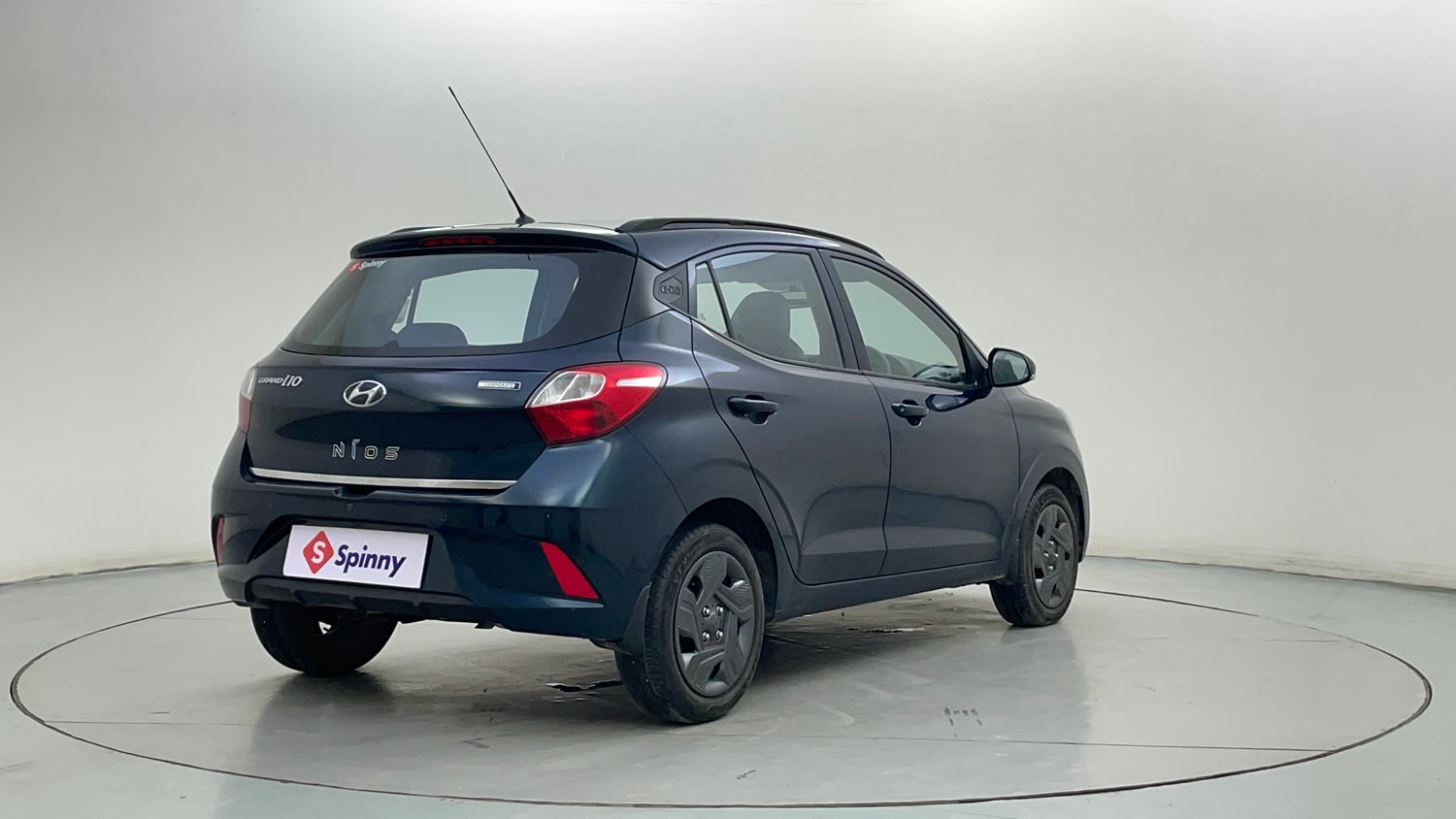 Used 2022 Hyundai Grand i10 Nios Corporate Edition MT Petrol Manual exterior RIGHT REAR CORNER VIEW