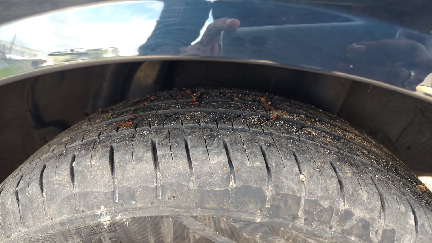 Used 2025 Hyundai Verna SX 1.5 Petrol MT Petrol Manual tyres LEFT REAR TYRE TREAD VIEW
