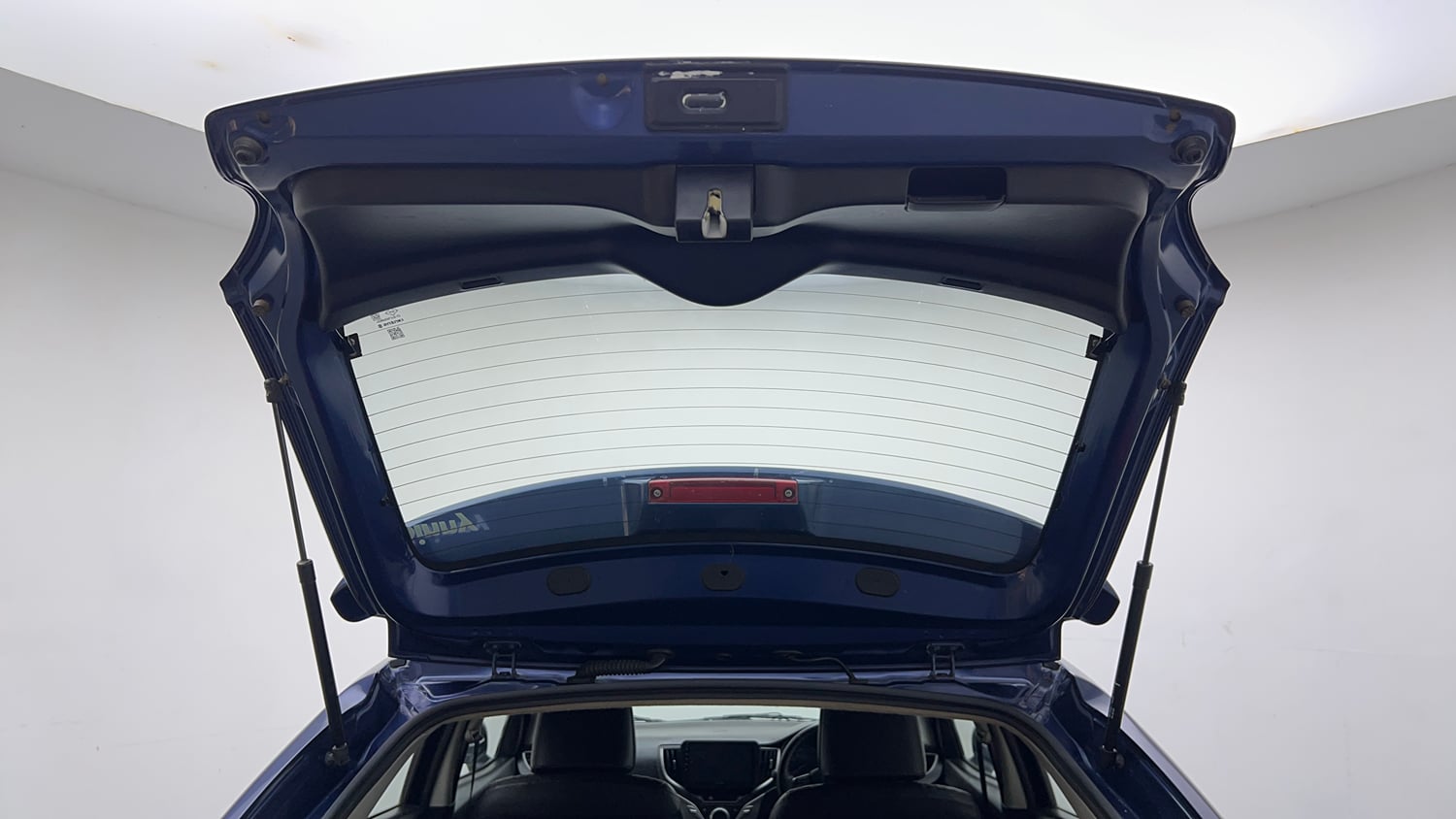 Used 2019 Maruti Suzuki Baleno Delta Petrol Manual interior DICKY DOOR OPEN VIEW