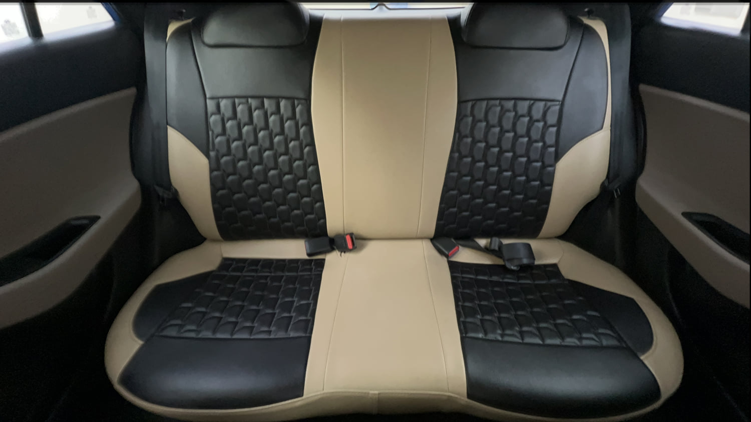 Used 2019 Hyundai Elite i20 Sportz Plus 1.2 CVT Petrol Automatic interior REAR SEAT CONDITION VIEW