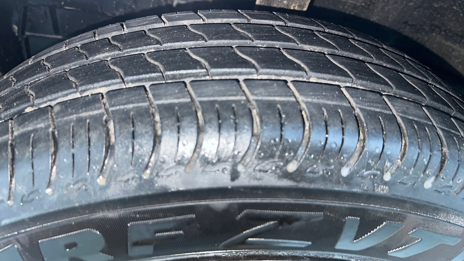Used 2025 Maruti Suzuki Wagon R VXI 1.0 Petrol Manual tyres LEFT FRONT TYRE TREAD VIEW