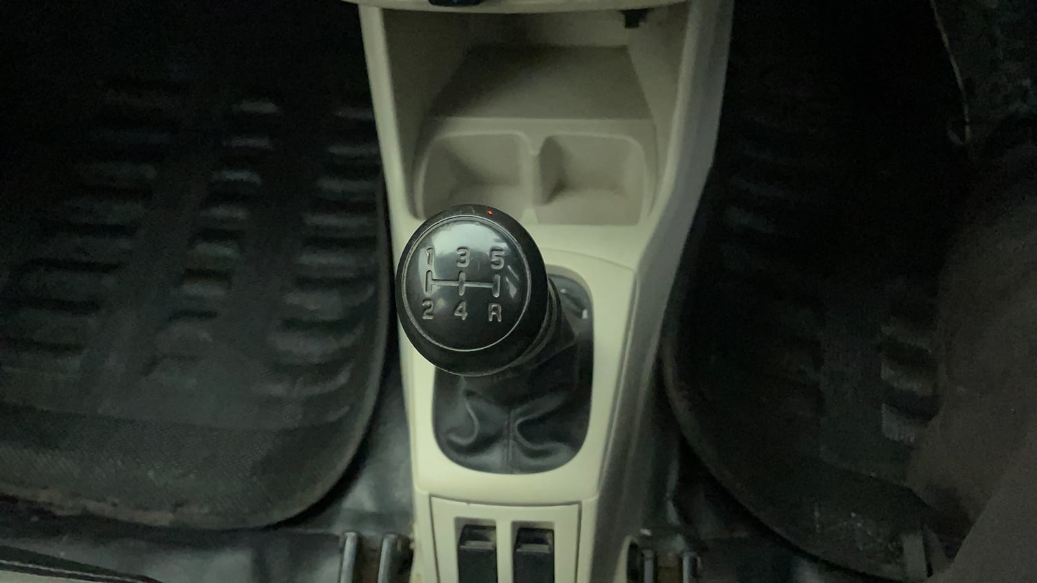 Used 2020 Maruti Suzuki Alto 800 LXi Petrol Manual interior GEAR  KNOB VIEW