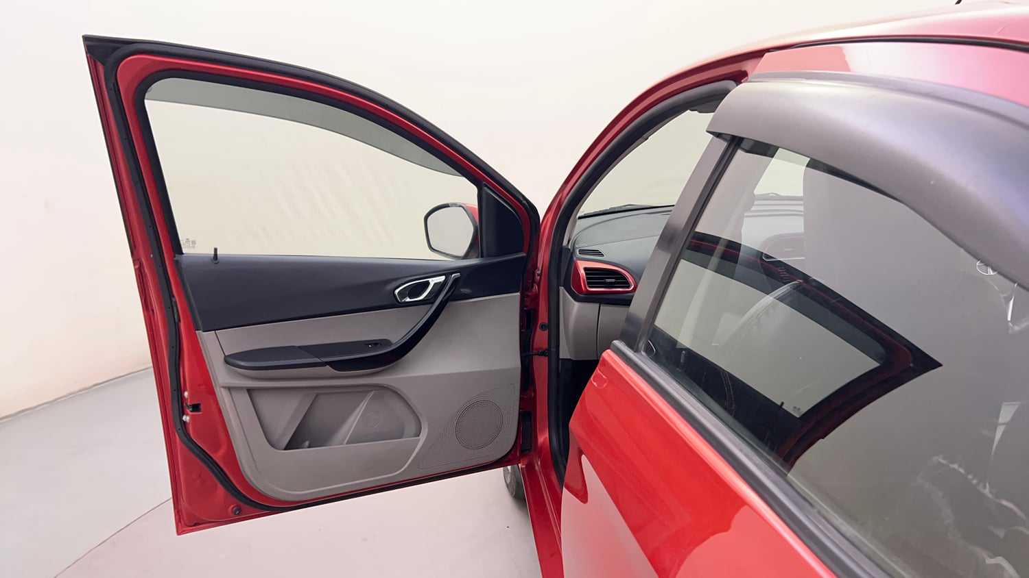 Used 2016 Tata Tiago Revotron XZ w/o Alloy Petrol Manual interior LEFT FRONT DOOR OPEN VIEW