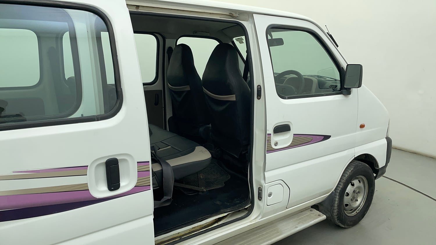 Used 2016 Maruti Suzuki Eeco 5 STR WITH A/C+HTR Petrol Manual interior RIGHT SIDE REAR DOOR CABIN VIEW