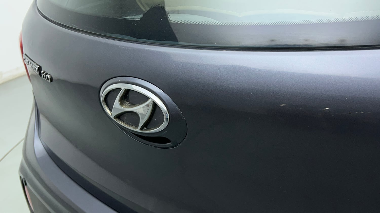 Used 2017 Hyundai Grand i10 Magna 1.2 Kappa VTVT Petrol Manual dents MINOR DENT