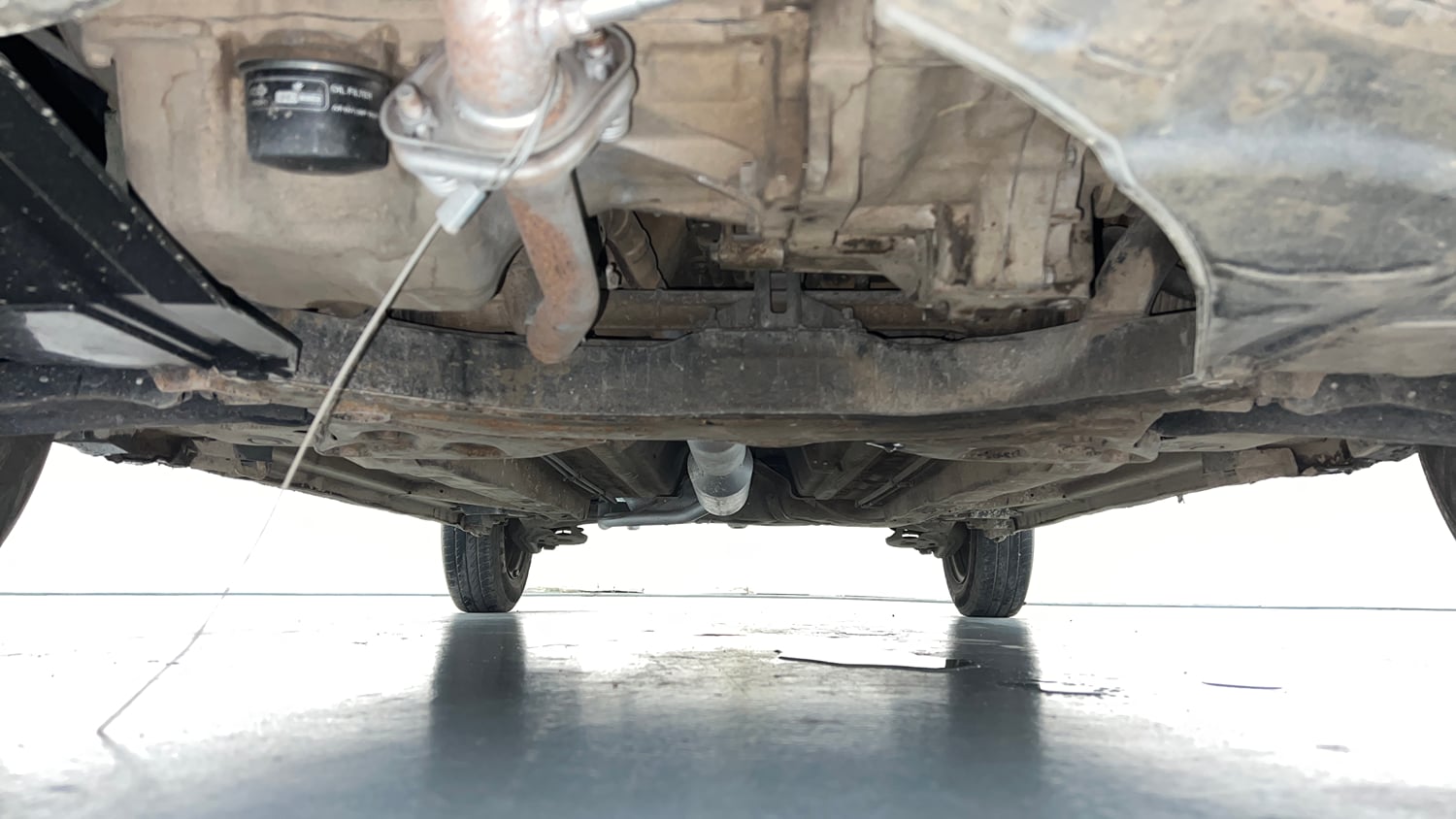 Used 2016 Maruti Suzuki Swift VXi Petrol Manual extra FRONT LEFT UNDERBODY VIEW