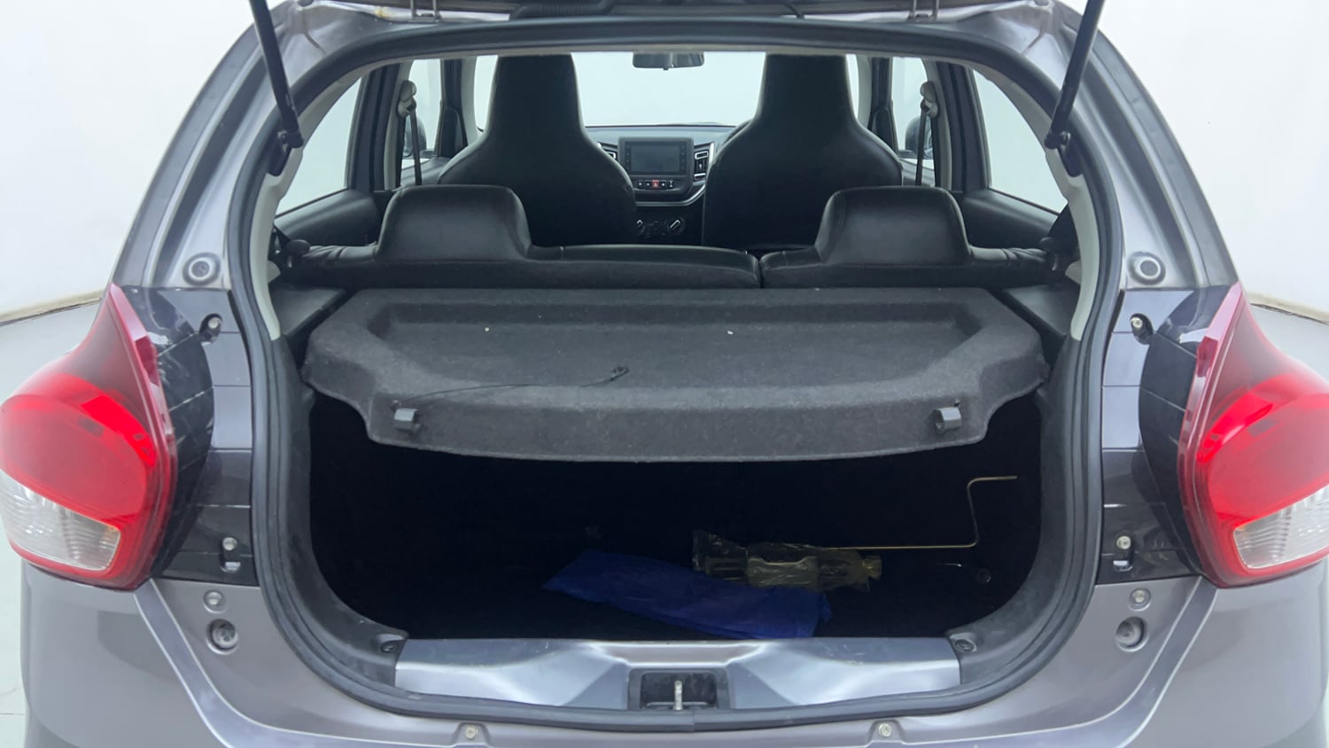 Used 2022 Maruti Suzuki Celerio ZXi Plus AMT Petrol Automatic interior DICKY INSIDE VIEW