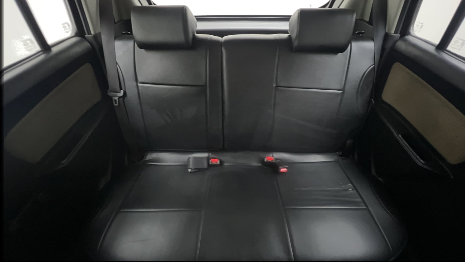 Used 2017 Maruti Suzuki Wagon R 1.0 LXI CNG (outside fitted) Cng Manual interior REAR SEAT CONDITION VIEW