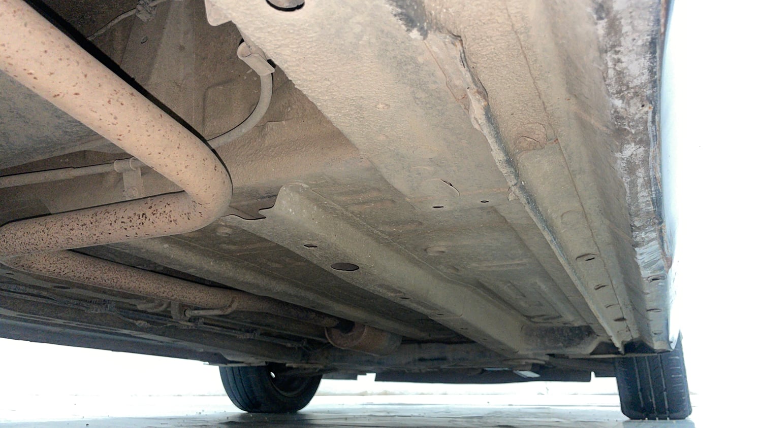 Used 2022 Tata Altroz XM Plus Petrol Petrol Manual extra REAR RIGHT UNDERBODY VIEW