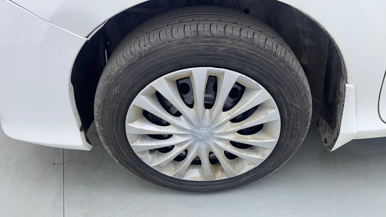 Used 2015 Honda City SV CVT Petrol Automatic tyres LEFT FRONT TYRE RIM VIEW