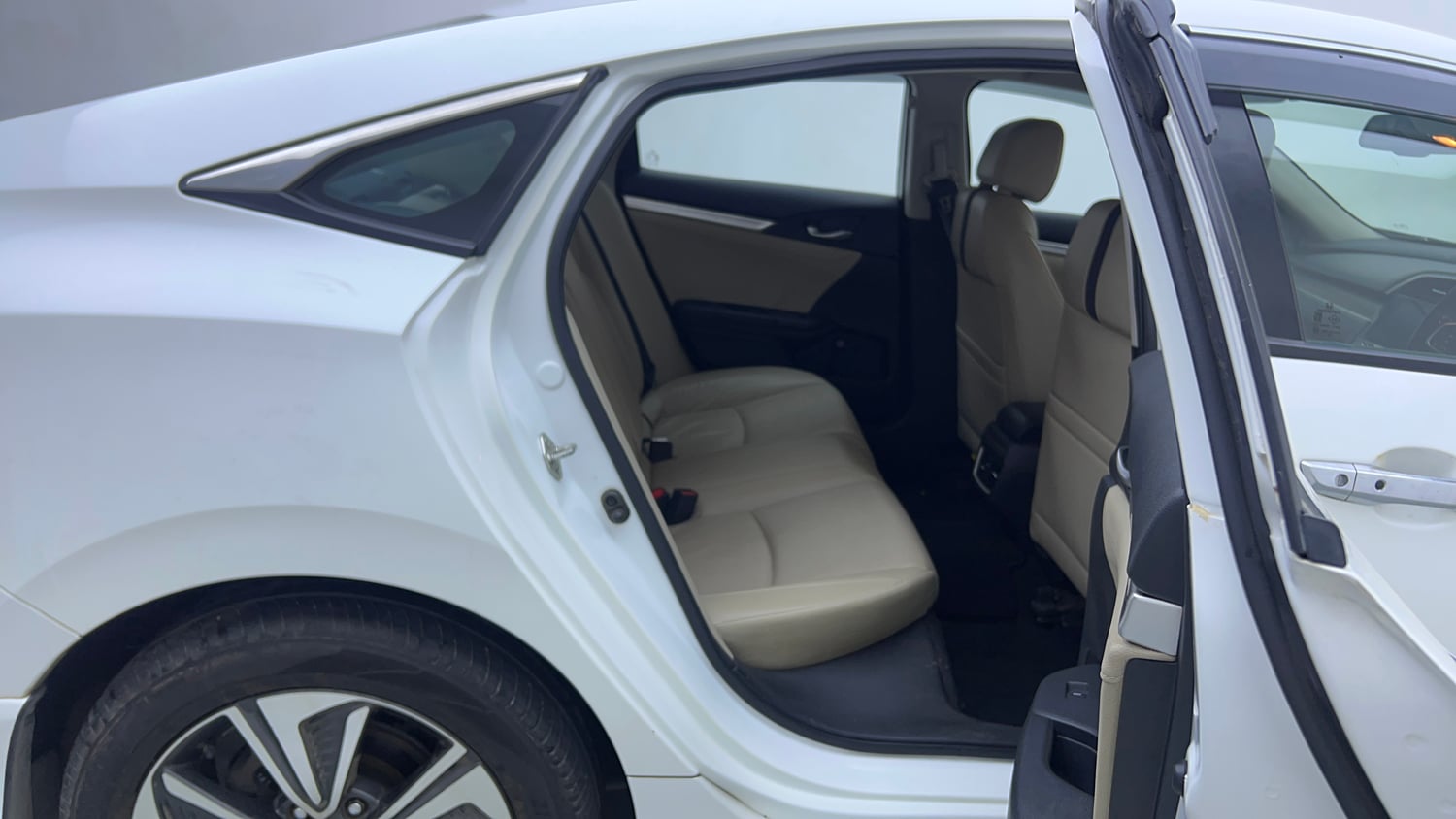 Used 2019 Honda Civic ZX CVT Petrol Petrol Automatic interior RIGHT SIDE REAR DOOR CABIN VIEW