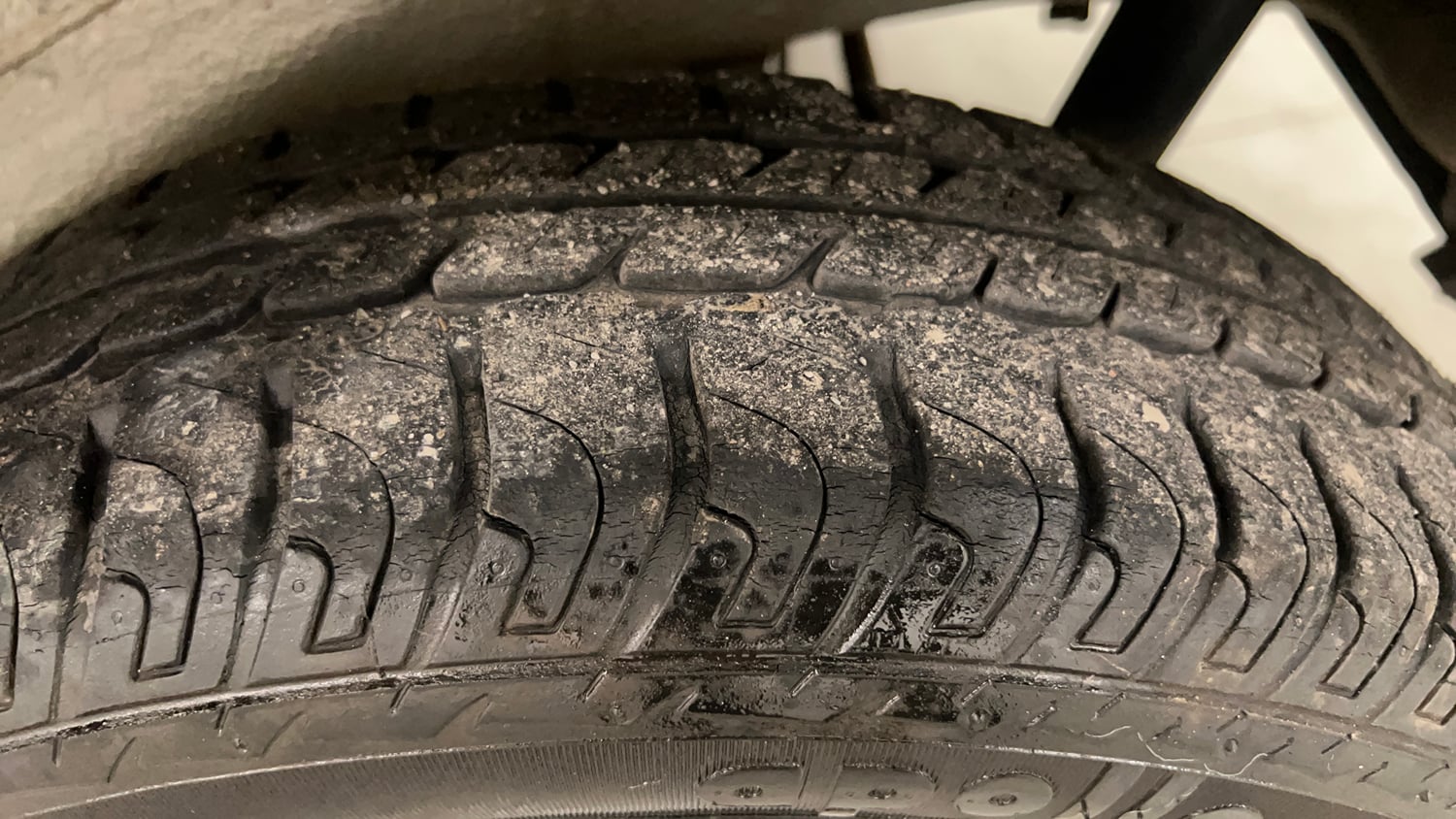 Used 2018 Maruti Suzuki Wagon R VXI Petrol Manual tyres LEFT REAR TYRE TREAD VIEW