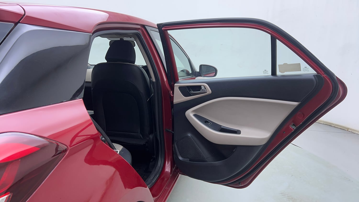 Used 2017 Hyundai Elite i20 Asta 1.2 Petrol Manual interior RIGHT REAR DOOR OPEN VIEW