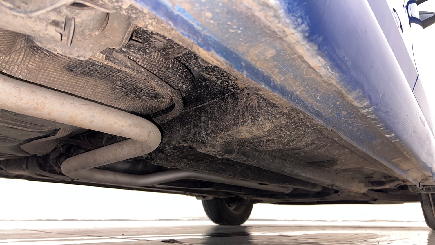 Used 2019 Hyundai Elite i20 Sportz Plus 1.2 CVT Petrol Automatic extra REAR RIGHT UNDERBODY VIEW