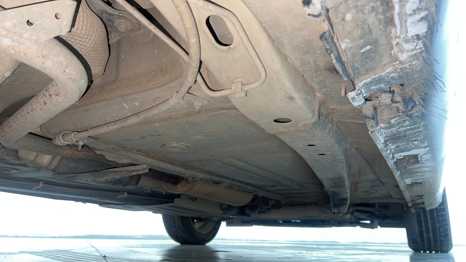 Used 2022 Maruti Suzuki Baleno Alpha AGS Petrol Automatic extra REAR RIGHT UNDERBODY VIEW
