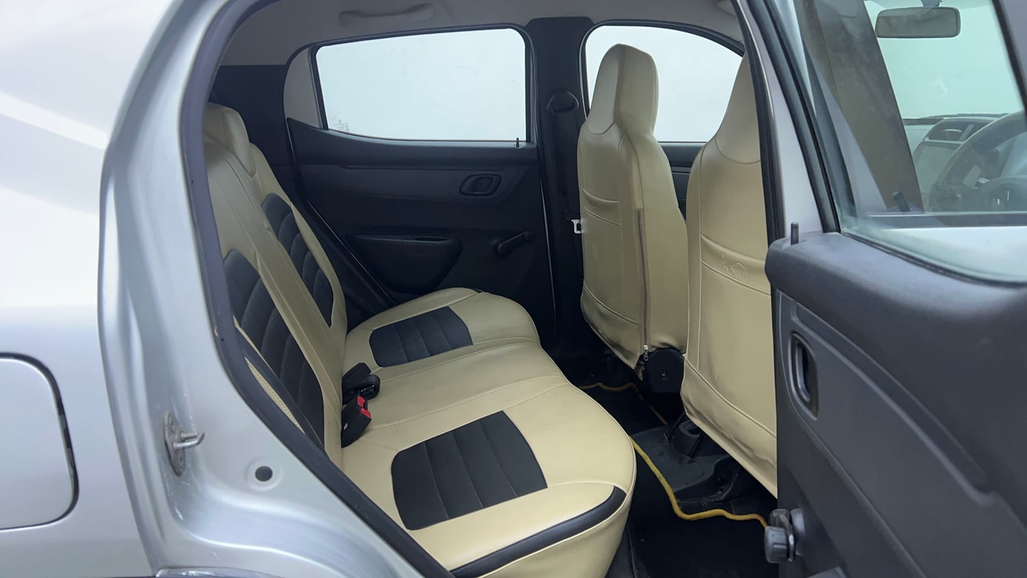 Used 2017 Renault Kwid 1.0 RXT AMT Petrol Automatic interior RIGHT SIDE REAR DOOR CABIN VIEW