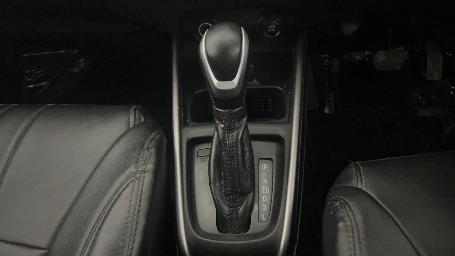 Used 2021 Maruti Suzuki XL6 Zeta AT Petrol Petrol Automatic interior GEAR  KNOB VIEW