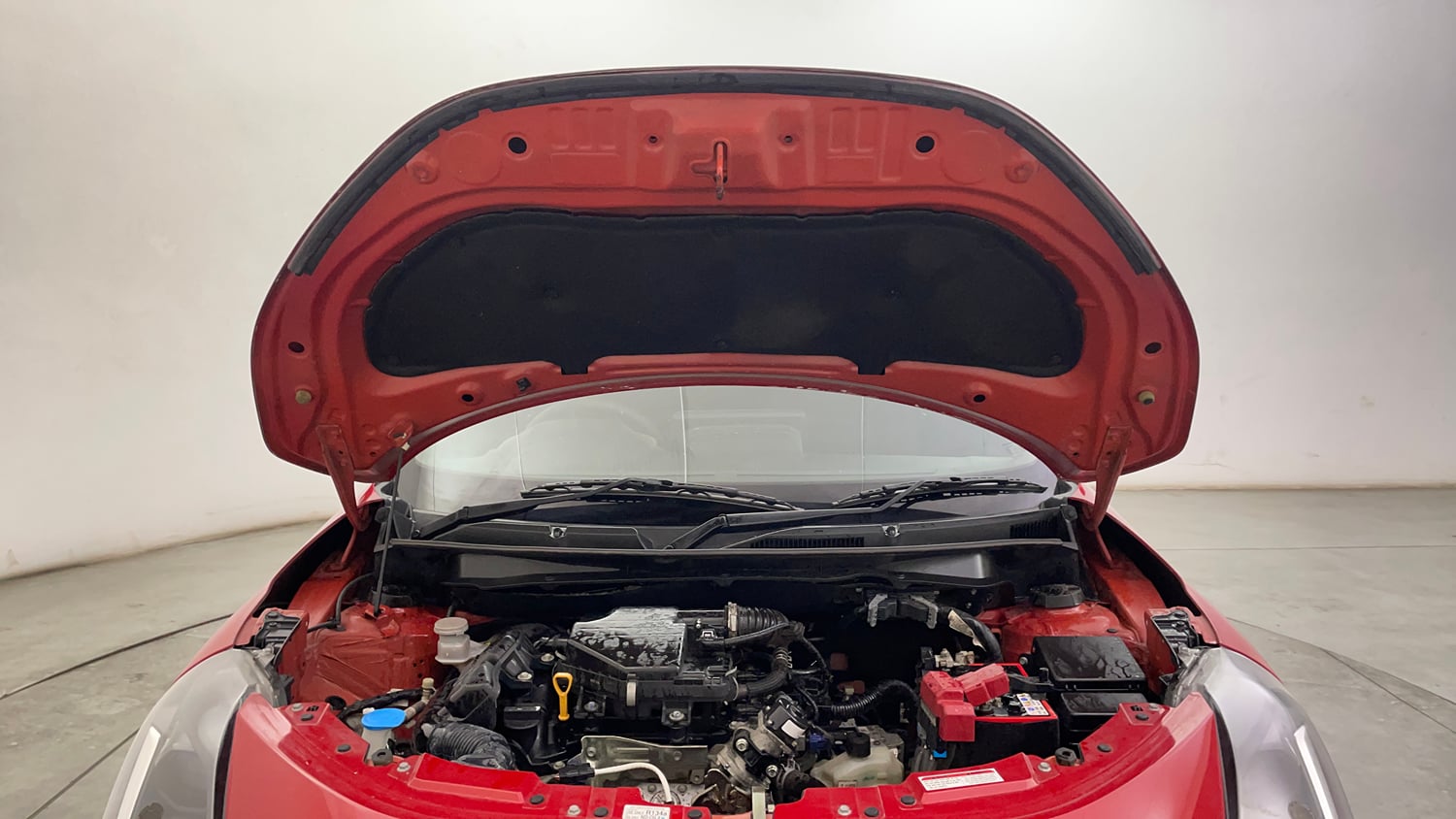 Used 2024 Maruti Suzuki Swift VXi (O) AMT Petrol Automatic engine ENGINE & BONNET OPEN FRONT VIEW