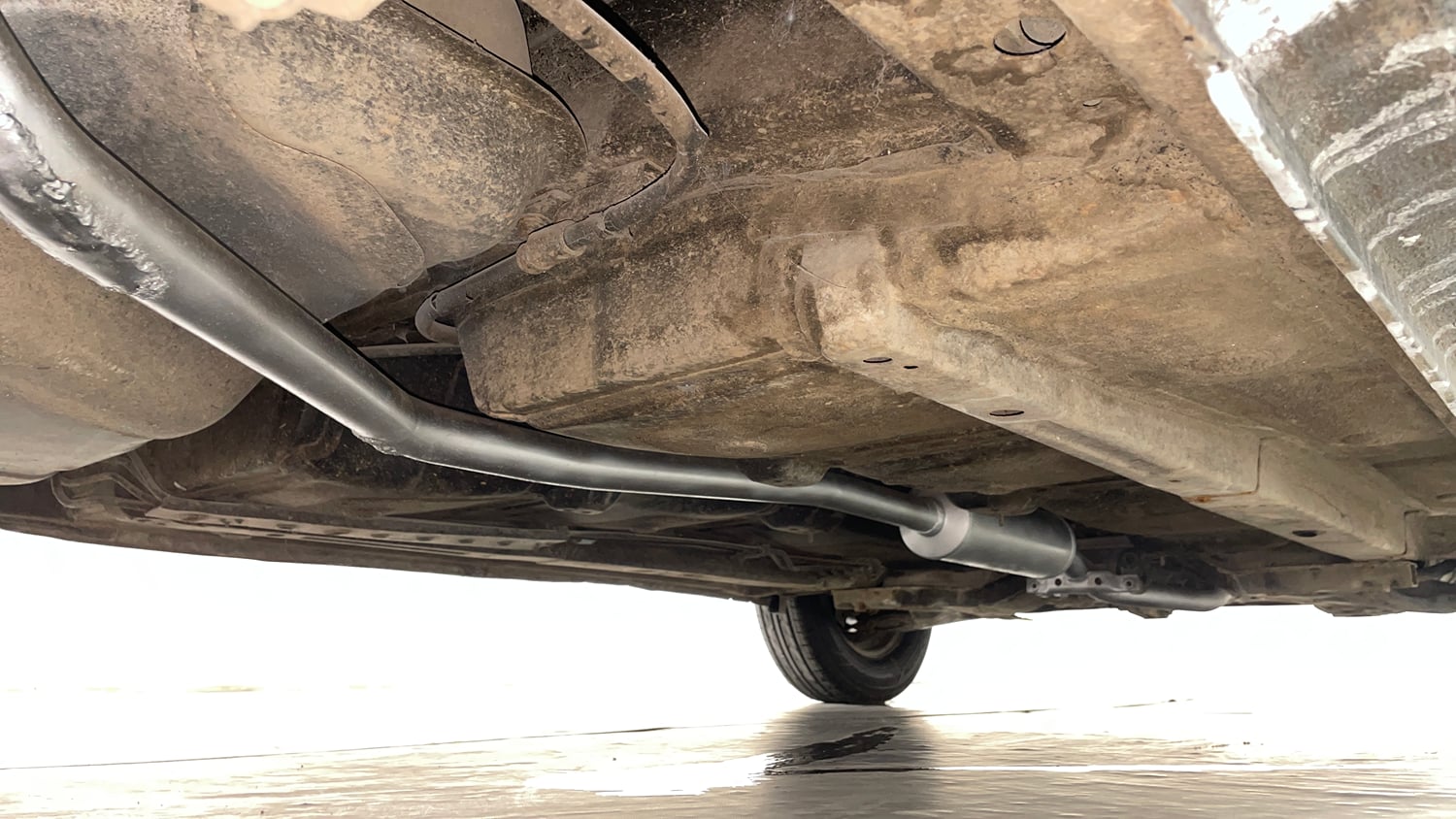 Used 2012 Hyundai i10 Magna 1.2 Kappa2 Petrol Manual extra REAR RIGHT UNDERBODY VIEW