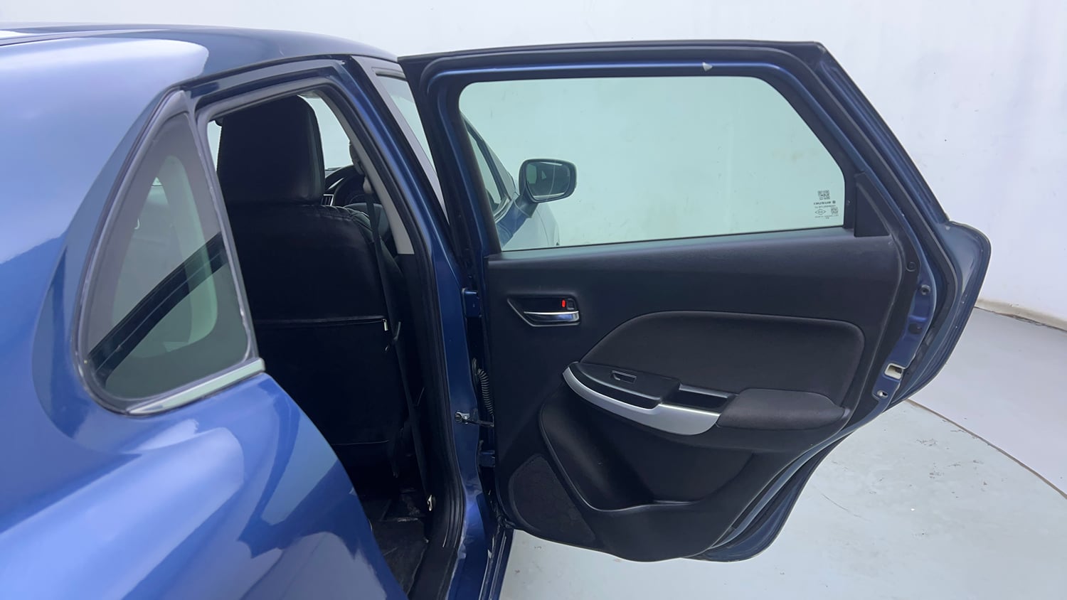Used 2017 Maruti Suzuki Baleno Zeta 1.2 Petrol Manual interior RIGHT REAR DOOR OPEN VIEW