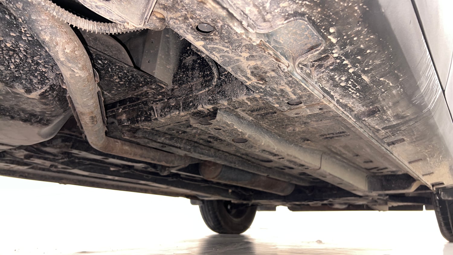 Used 2023 Tata Punch Adventure Rhythm Pack MT Petrol Manual extra REAR RIGHT UNDERBODY VIEW