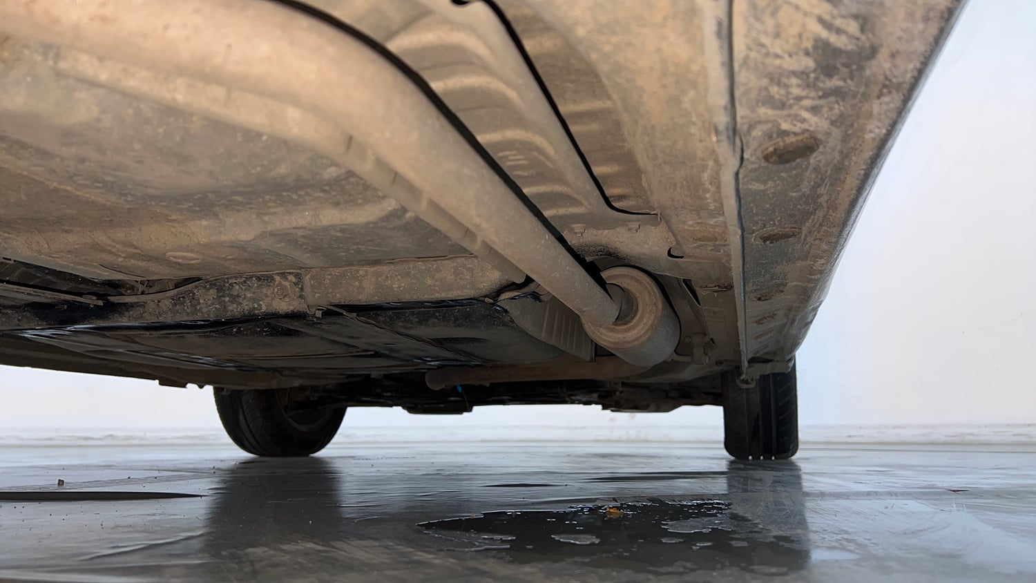 Used 2015 Honda Jazz S MT Petrol Manual extra REAR RIGHT UNDERBODY VIEW